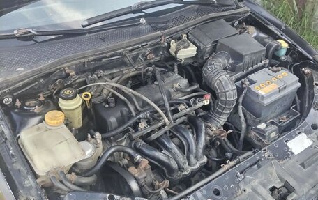 Ford Focus IV, 2002 год, 200 000 рублей, 17 фотография