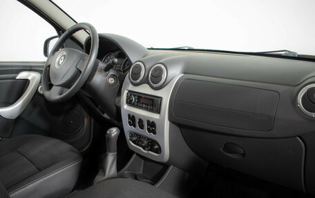 Renault Sandero I, 2013 год, 845 000 рублей, 9 фотография
