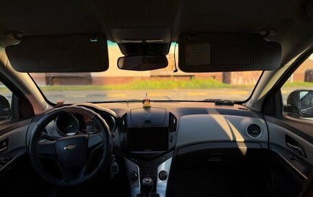 Chevrolet Cruze II, 2012 год, 500 000 рублей, 4 фотография