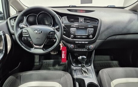 KIA cee'd III, 2014 год, 999 000 рублей, 10 фотография