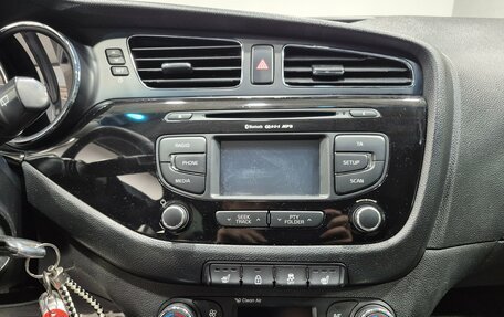 KIA cee'd III, 2014 год, 999 000 рублей, 19 фотография