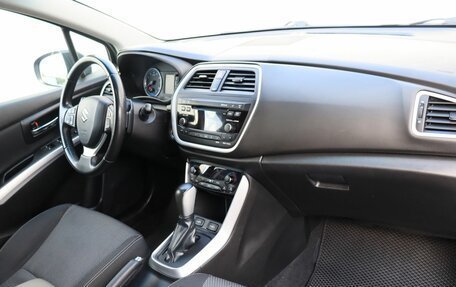 Suzuki SX4 II рестайлинг, 2014 год, 989 000 рублей, 10 фотография