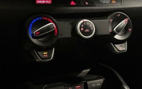 KIA Stonic, 2019 год, 1 550 000 рублей, 9 фотография
