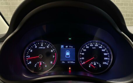KIA Stonic, 2019 год, 1 550 000 рублей, 17 фотография