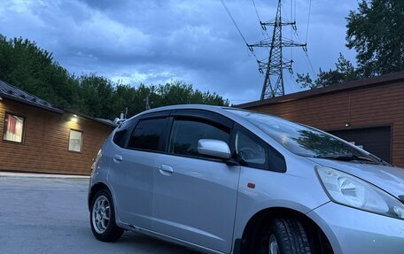 Honda Fit III, 2009 год, 550 000 рублей, 20 фотография