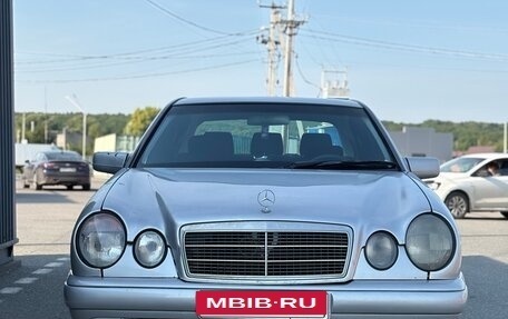 Mercedes-Benz E-Класс, 1999 год, 490 000 рублей, 3 фотография