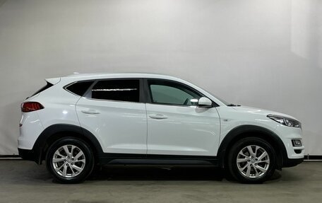 Hyundai Tucson III, 2018 год, 2 100 000 рублей, 4 фотография