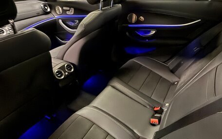 Mercedes-Benz E-Класс, 2022 год, 6 750 000 рублей, 9 фотография
