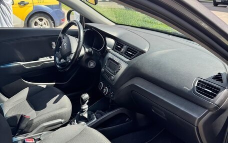 KIA Rio III рестайлинг, 2014 год, 990 000 рублей, 6 фотография