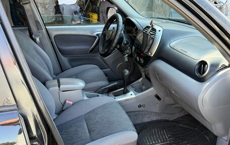 Toyota RAV4, 2001 год, 640 000 рублей, 15 фотография