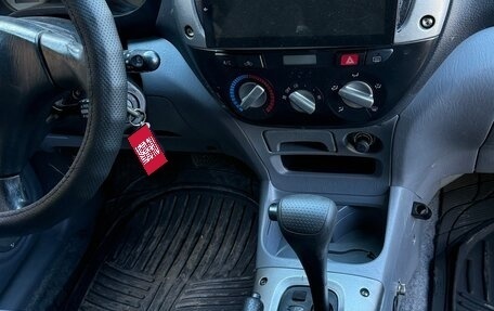 Toyota RAV4, 2001 год, 640 000 рублей, 14 фотография