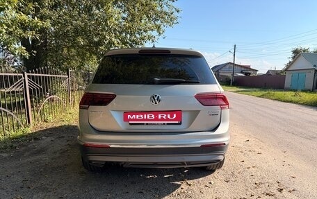 Volkswagen Tiguan II, 2017 год, 2 500 000 рублей, 6 фотография