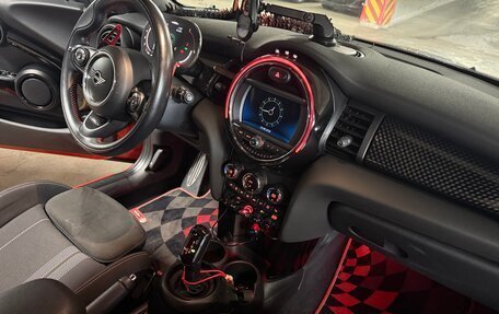 MINI Hatch, 2020 год, 3 150 000 рублей, 15 фотография