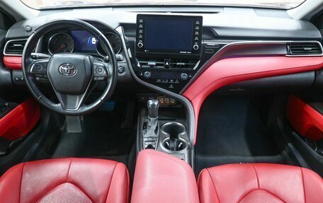 Toyota Camry, 2021 год, 2 519 900 рублей, 8 фотография