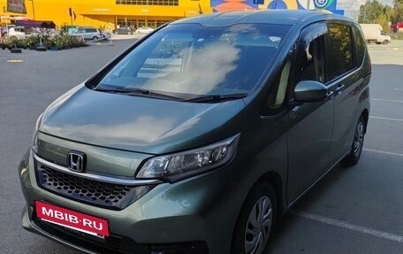 Honda Freed II, 2020 год, 1 610 000 рублей, 21 фотография