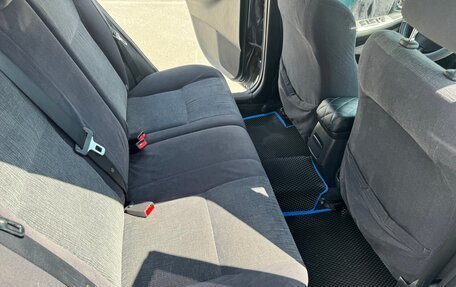 Toyota Corolla, 2003 год, 650 000 рублей, 11 фотография