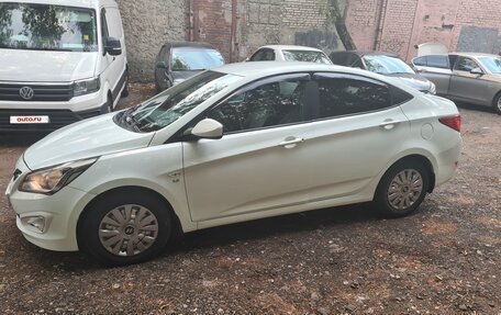 Hyundai Solaris II рестайлинг, 2016 год, 900 000 рублей, 4 фотография
