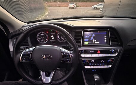 Hyundai Sonata VII, 2018 год, 1 800 000 рублей, 10 фотография