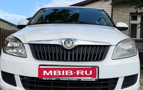 Skoda Fabia II, 2011 год, 900 000 рублей, 3 фотография