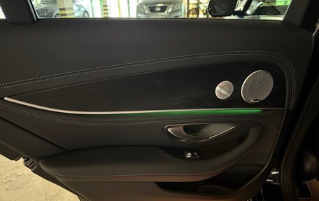 Mercedes-Benz E-Класс, 2019 год, 6 000 000 рублей, 20 фотография
