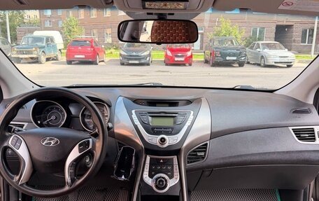 Hyundai Elantra V, 2011 год, 950 000 рублей, 10 фотография