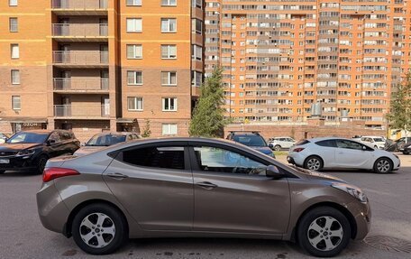 Hyundai Elantra V, 2011 год, 950 000 рублей, 3 фотография