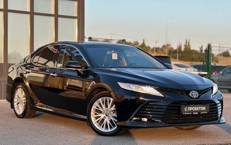 Toyota Camry, 2018 год, 2 570 000 рублей, 10 фотография