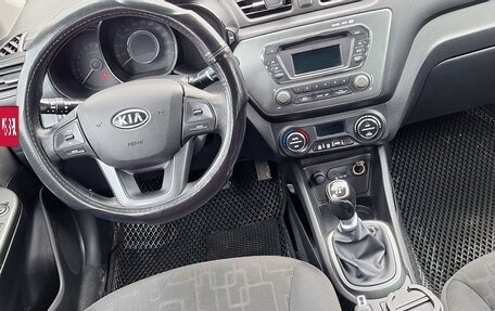 KIA Rio III рестайлинг, 2012 год, 700 000 рублей, 12 фотография