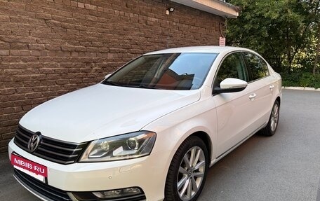 Volkswagen Passat B7, 2011 год, 1 199 999 рублей, 3 фотография