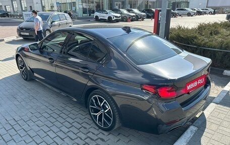 BMW 5 серия, 2022 год, 6 650 000 рублей, 3 фотография