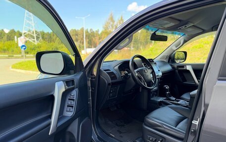 Toyota Land Cruiser Prado 150 рестайлинг 2, 2021 год, 4 500 000 рублей, 12 фотография