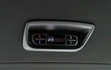 Mercedes-Benz V-Класс, 2026 год, 13 990 000 рублей, 30 фотография