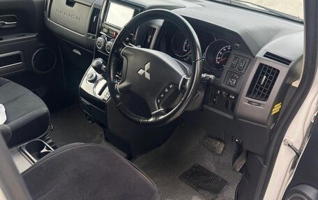 Mitsubishi Delica D:5 I, 2017 год, 2 450 000 рублей, 6 фотография