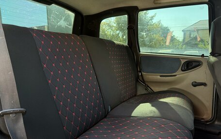 Chevrolet Niva I рестайлинг, 2005 год, 250 000 рублей, 20 фотография
