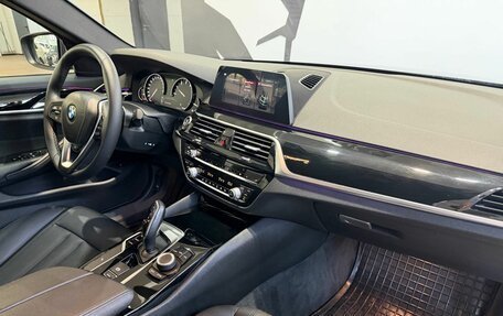BMW 5 серия, 2020 год, 2 449 990 рублей, 14 фотография