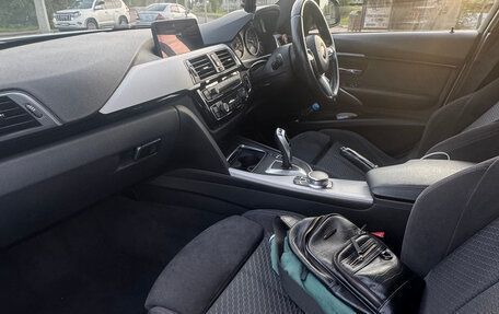 BMW 3 серия, 2017 год, 1 720 000 рублей, 10 фотография