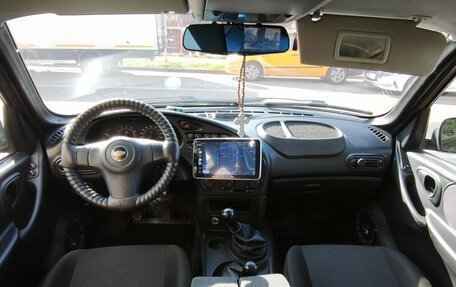 Chevrolet Niva I рестайлинг, 2012 год, 700 000 рублей, 9 фотография