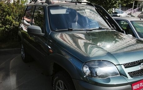 Chevrolet Niva I рестайлинг, 2012 год, 700 000 рублей, 3 фотография