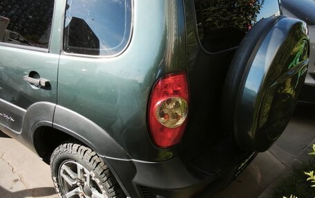 Chevrolet Niva I рестайлинг, 2012 год, 700 000 рублей, 6 фотография