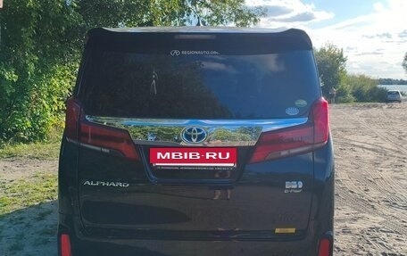 Toyota Alphard III, 2018 год, 4 550 000 рублей, 4 фотография