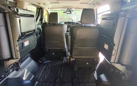 Toyota Alphard III, 2018 год, 4 550 000 рублей, 8 фотография
