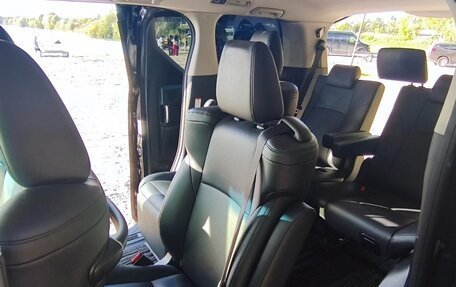 Toyota Alphard III, 2018 год, 4 550 000 рублей, 18 фотография