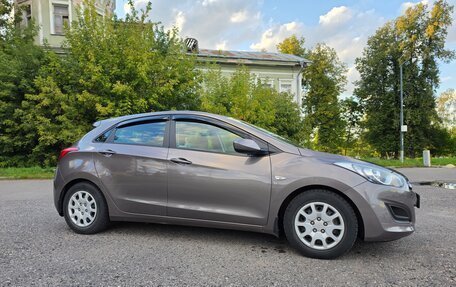 Hyundai i30 II рестайлинг, 2013 год, 1 000 000 рублей, 3 фотография