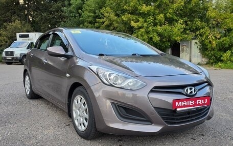 Hyundai i30 II рестайлинг, 2013 год, 1 000 000 рублей, 2 фотография
