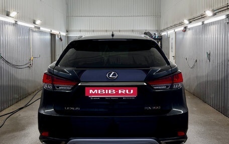 Lexus RX IV рестайлинг, 2021 год, 5 500 000 рублей, 2 фотография