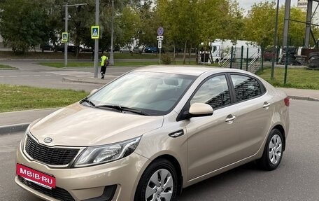 KIA Rio III рестайлинг, 2011 год, 795 000 рублей, 2 фотография
