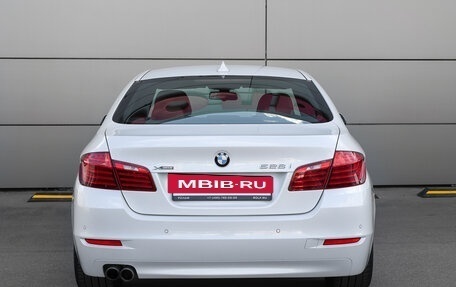 BMW 5 серия, 2016 год, 2 998 000 рублей, 6 фотография