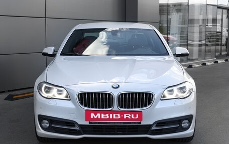 BMW 5 серия, 2016 год, 2 998 000 рублей, 2 фотография