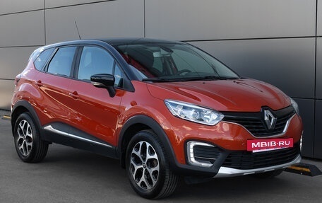 Renault Kaptur I рестайлинг, 2018 год, 1 398 000 рублей, 3 фотография