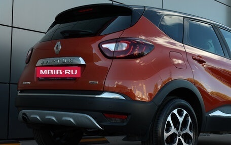 Renault Kaptur I рестайлинг, 2018 год, 1 398 000 рублей, 23 фотография